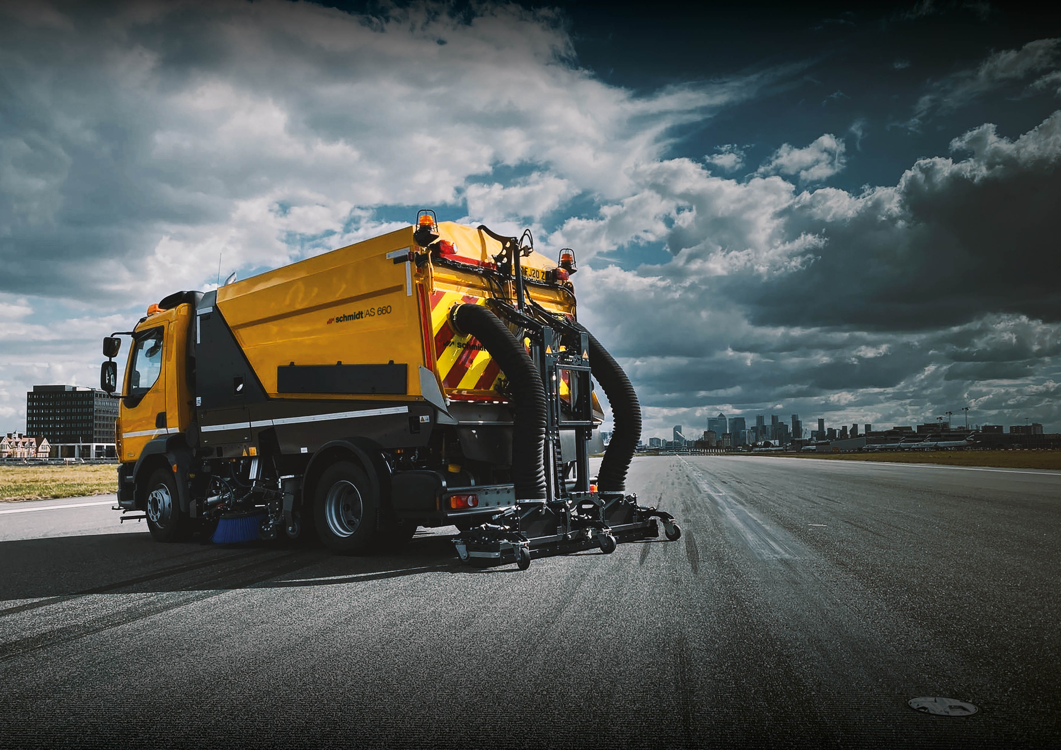 Sweepers | AS 660 | Aebi Schmidt Group